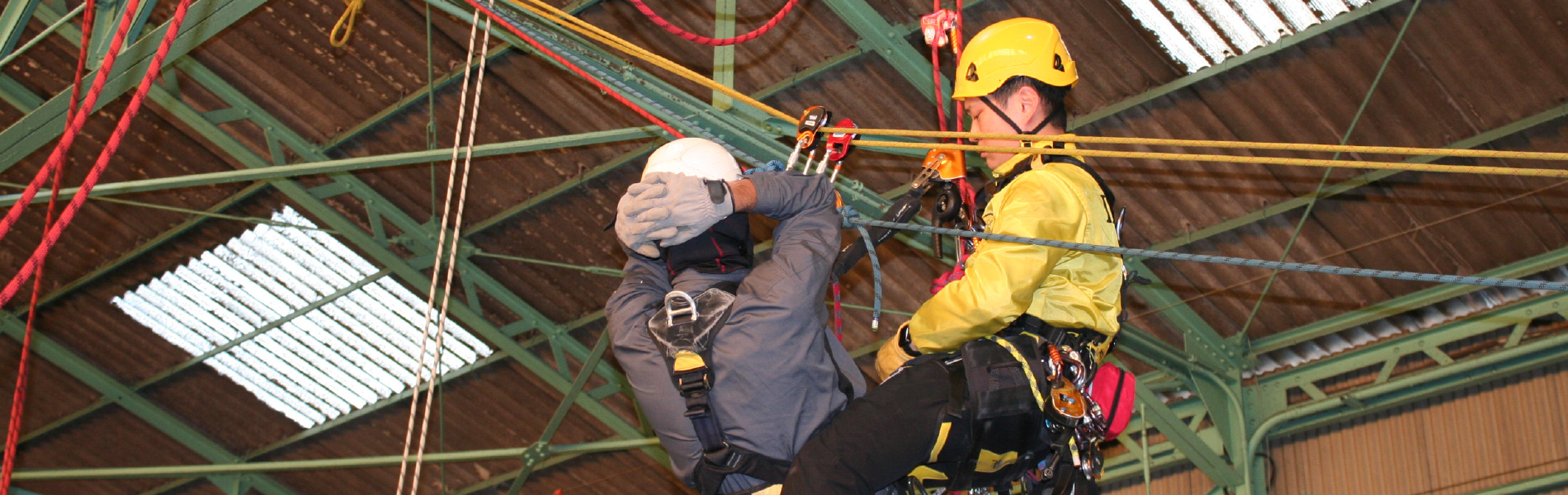 IRATA 国際　ROPEACCESS TRAINING